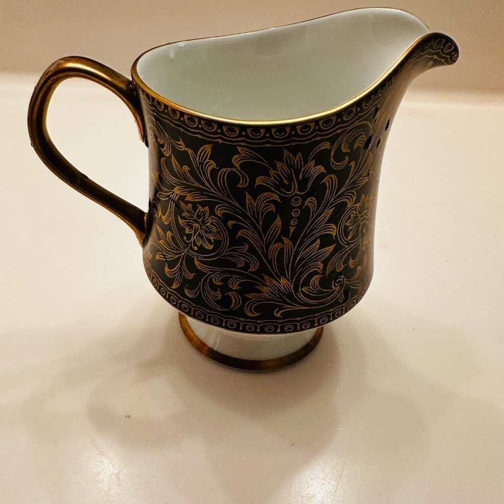 Sango Aristocrat 3756  creamer